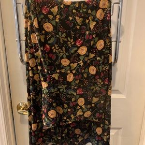 EUC Lularoe maxi skirt M